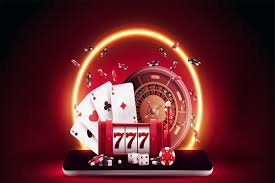 Giao diện giải trí mobile hot789 với bóng đá và live casino